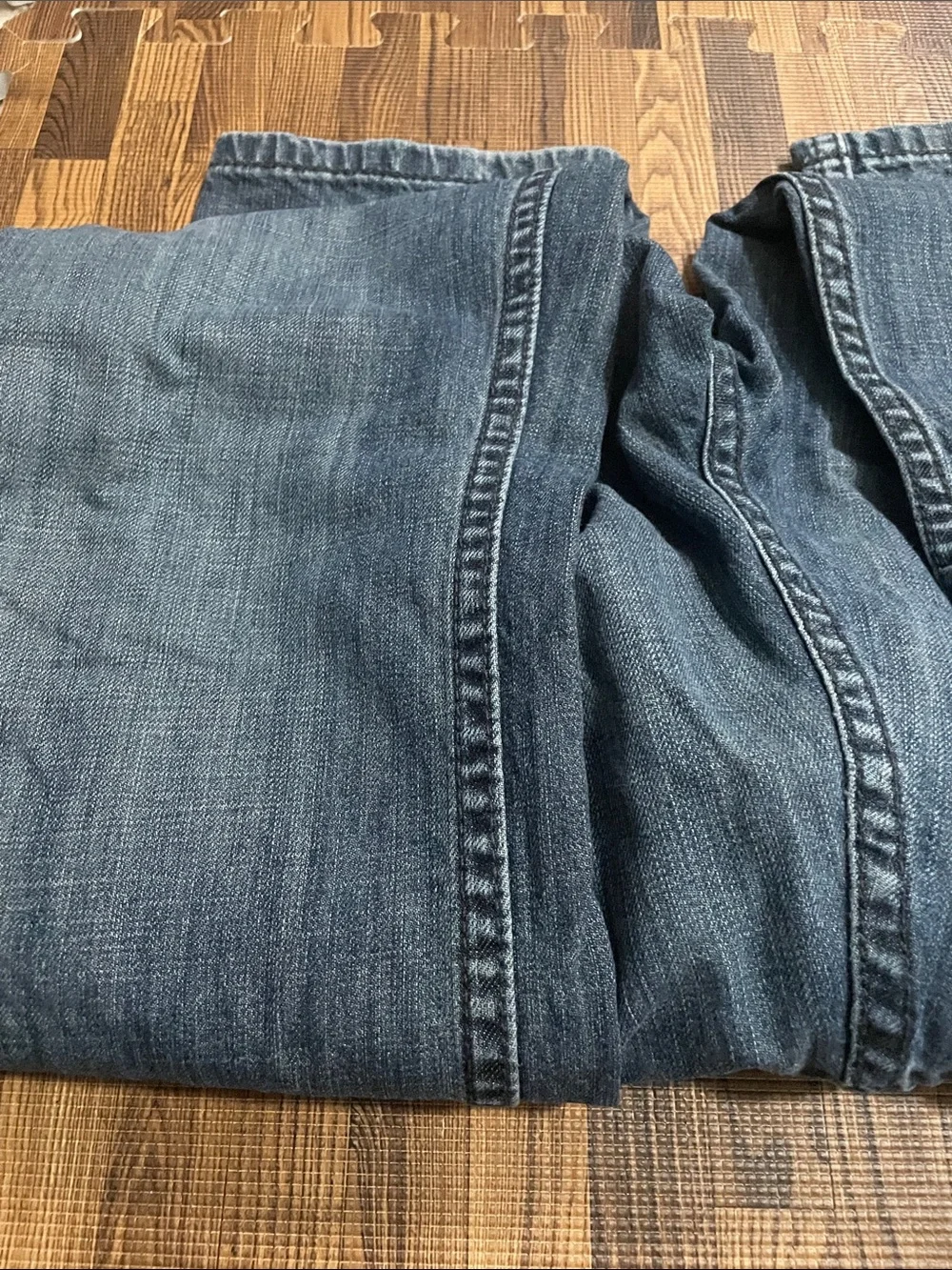 Levi's Men's Faded Blue Straight Jeans